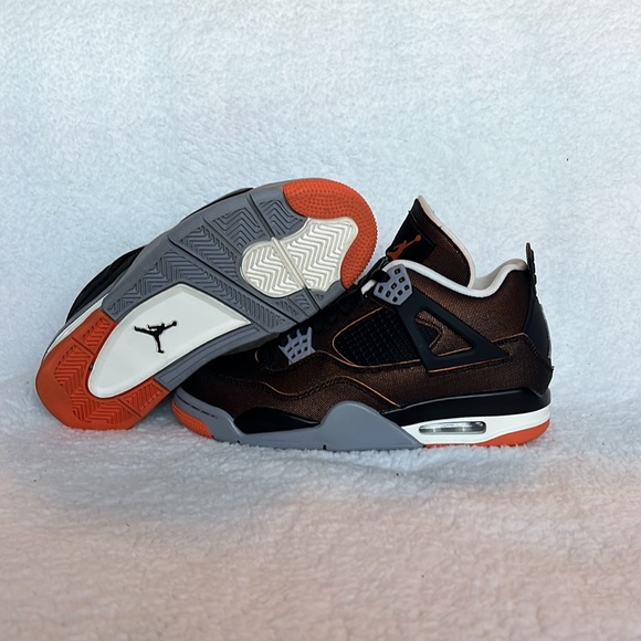 Womens Jordan 4 Starfish - Picture 5 of 7